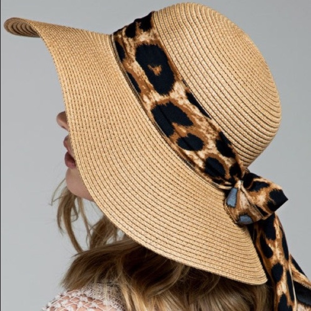 Large Floppy Brim Sun Hat with Leopard Print Bow